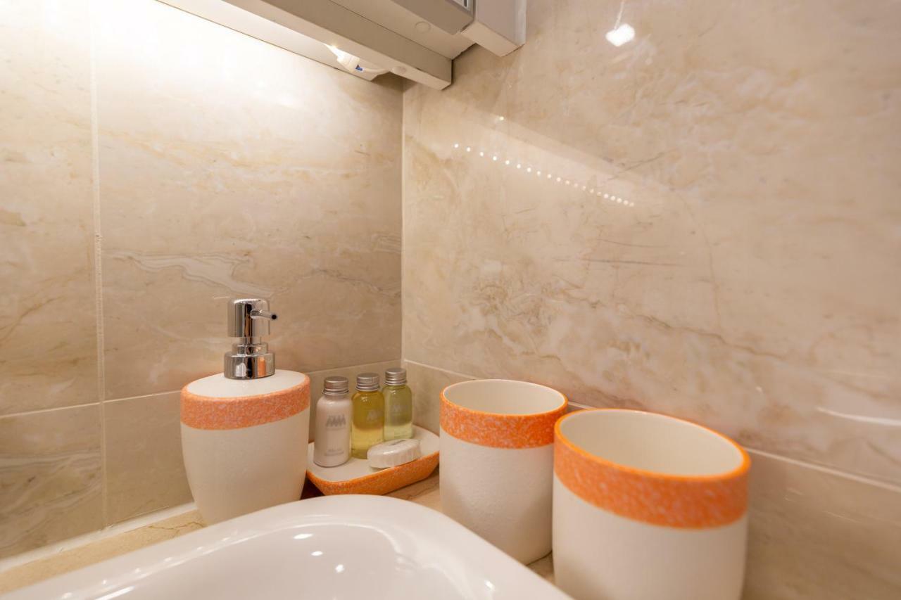 D-Home -5Star-3Bedrooms-Airport Pick-Up,Balcony180,D1, Hcmc Khách sạn hẻo lánh TP. Hồ Chí Minh