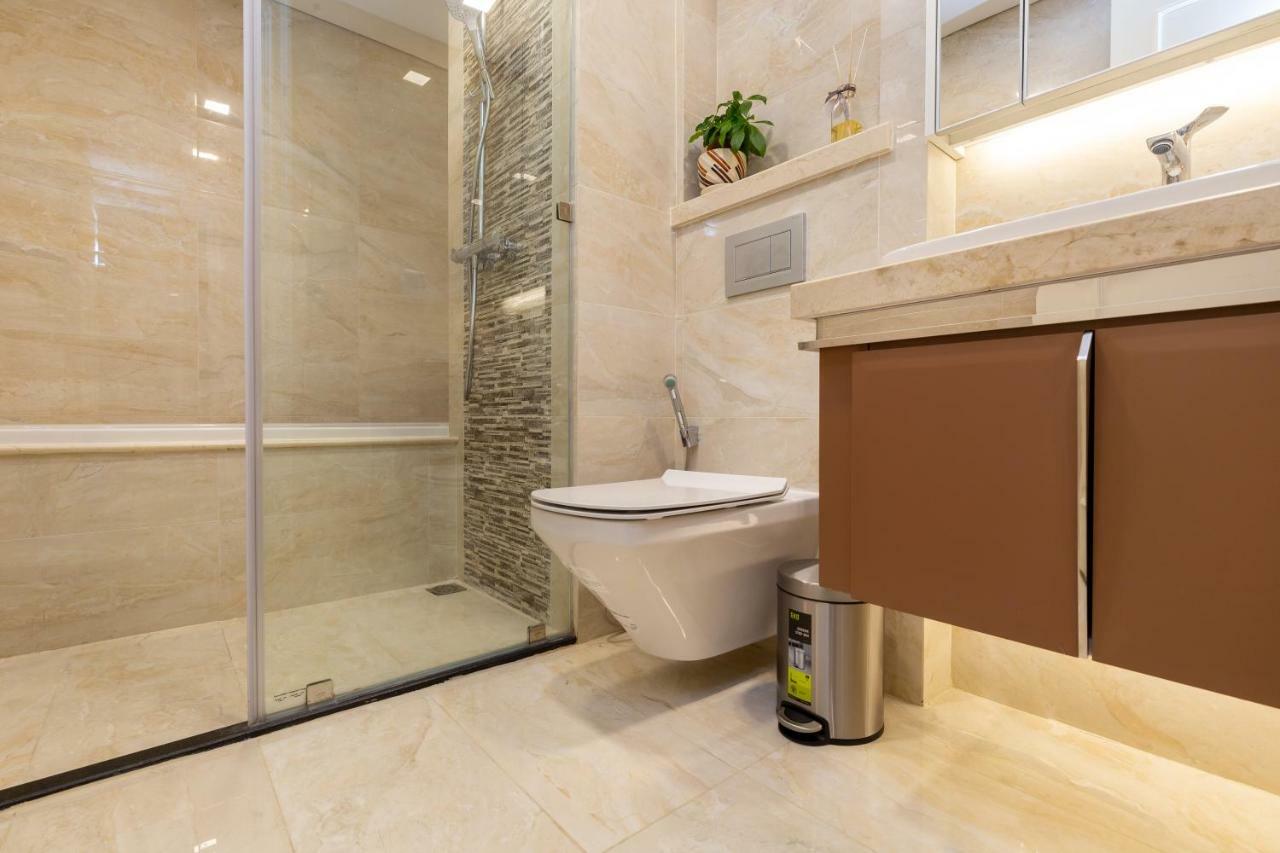 D-Home -5Star-3Bedrooms-Airport Pick-Up,Balcony180,D1, Hcmc * TP. Hồ Chí Minh